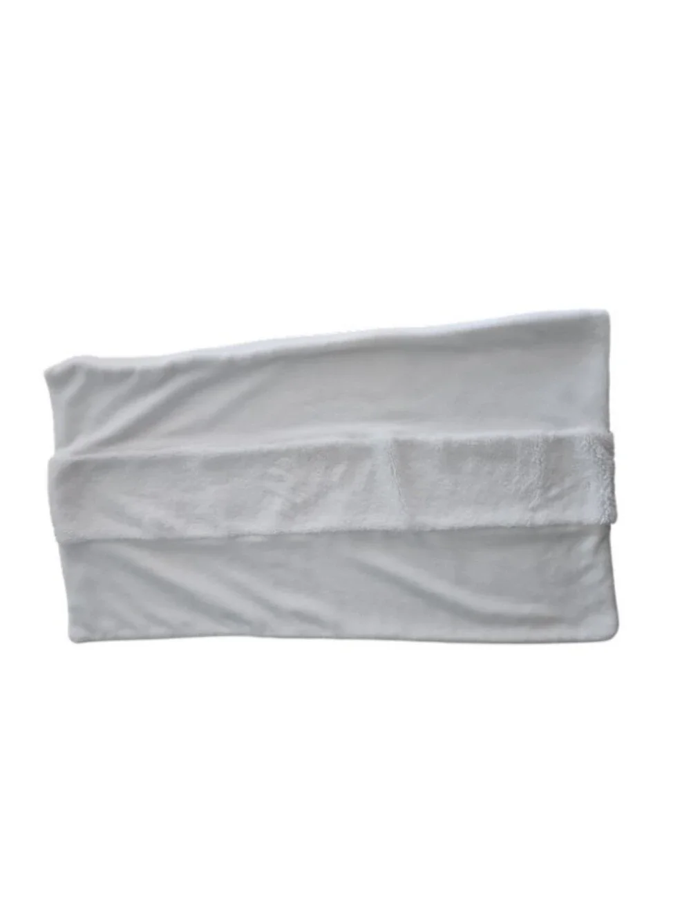 UGG Reversible Faux Fur Comforter Set King White + 1 Sham Cozy Luxury Bedding